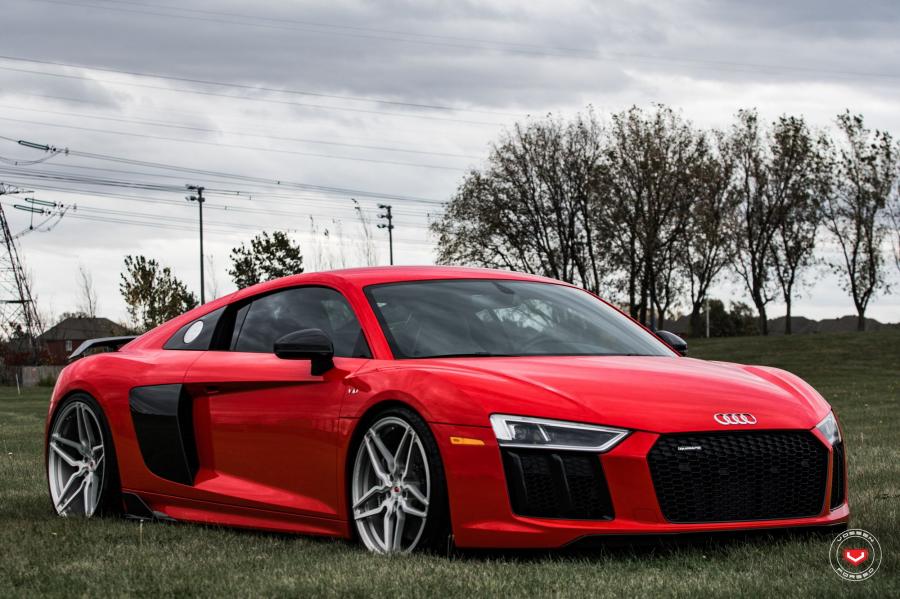  Audi R8 V10 on Vossen Wheels (HC-2) 2017 года  (фото 1 из 15)